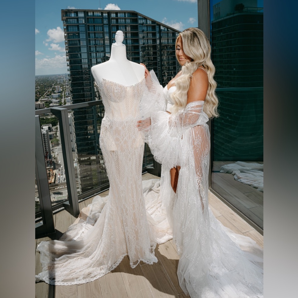 Voir “Melisa” Robe — Worn Once for Bridal Getting Ready Photos